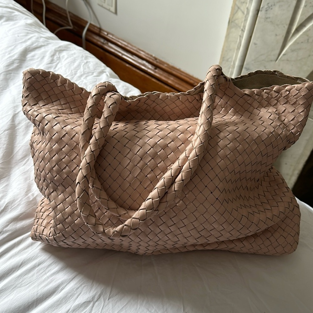 Milaner Tote, Blush Leather, Celeb Fave